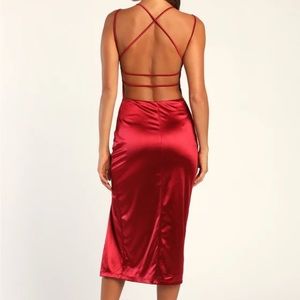 Lulu’s Red Satin Dress: SIZE M